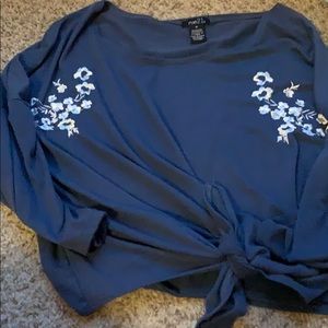 Floral tie-knotted bundle